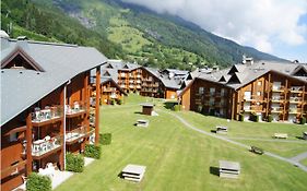Studio montagne vue Mont Joly au pied des pistes